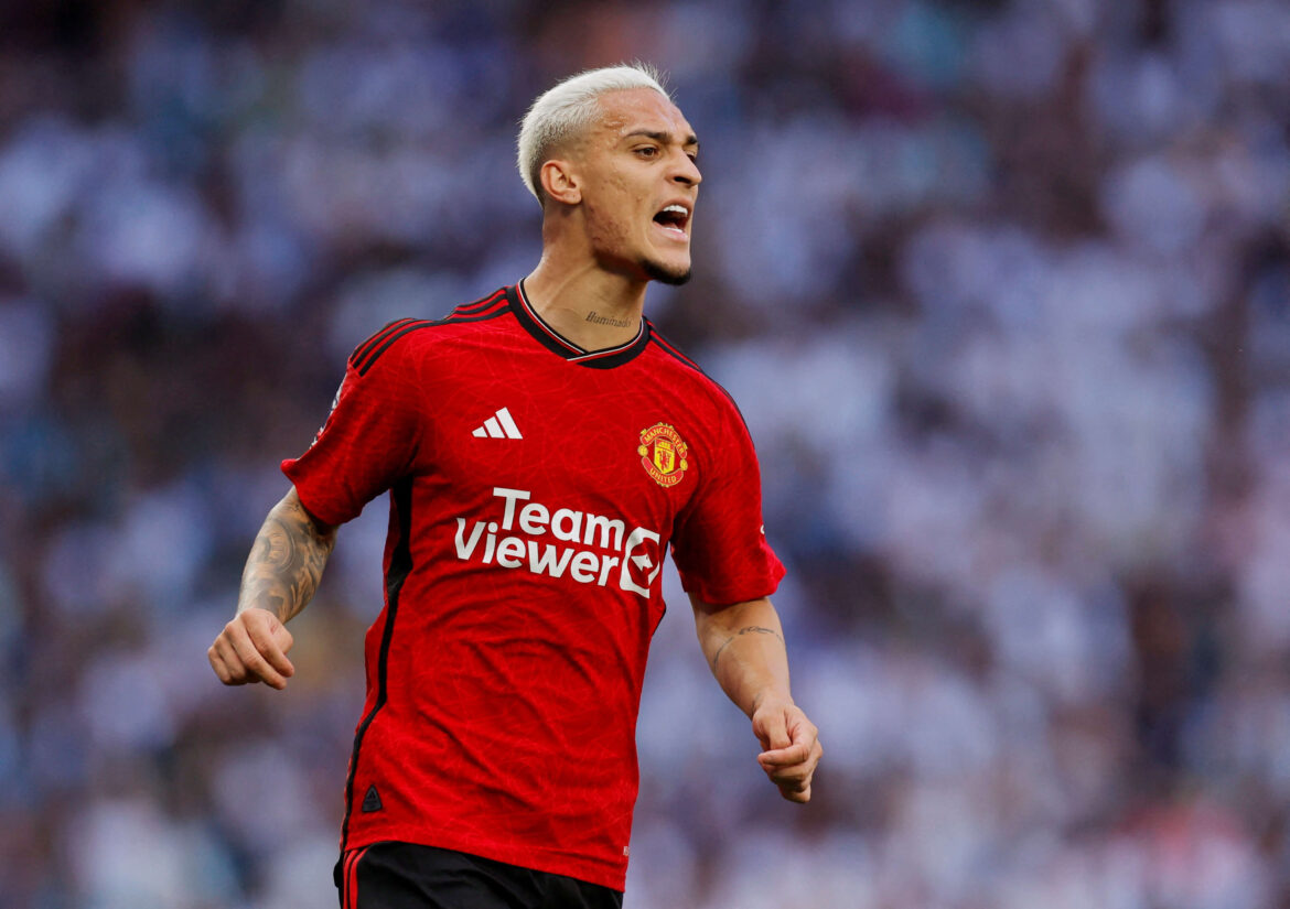 Manchester United dismisses Antony, Ten Hag rift, says source
