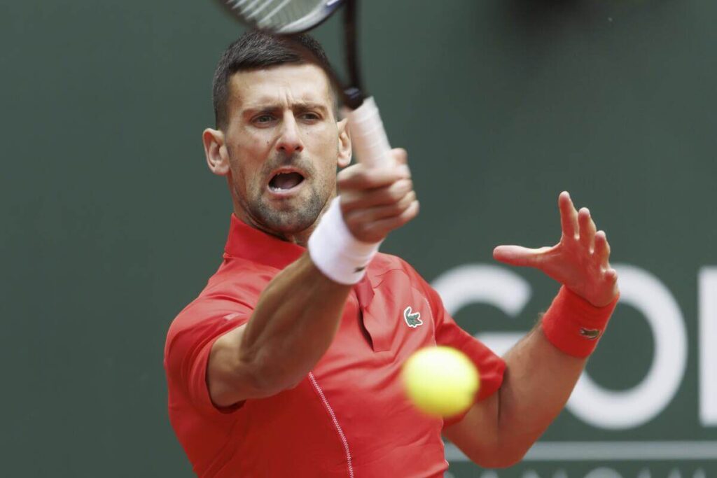 Djokovic reaches Geneva Open quarterfinals on 37th birthday