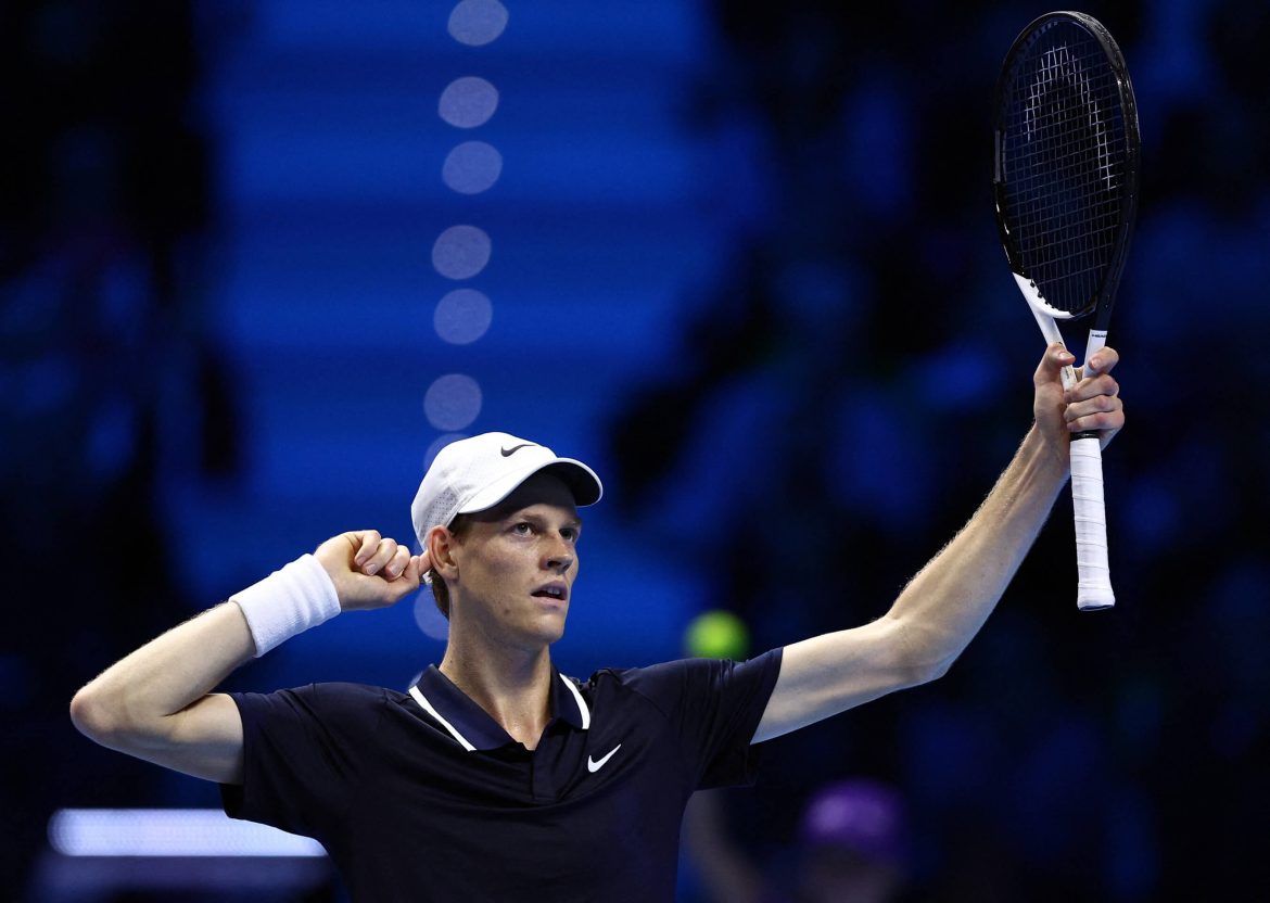 Jannik Sinner acknowledges cheers from the crowd in Turin, Italy, on Tuesday. Sinner feeds off crowd in ATP Finals win