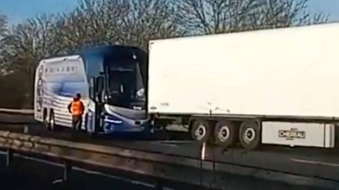 real-madrid-involved-in-bus-crash-after-liverpool-defeat