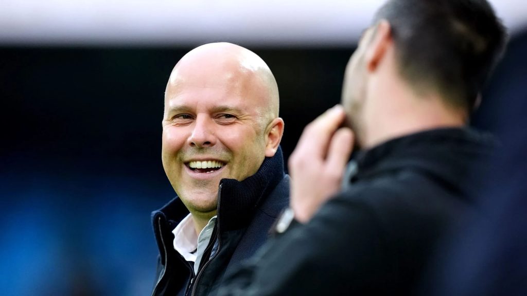 arne-slot-dismisses-title-talk-after-liverpool-win