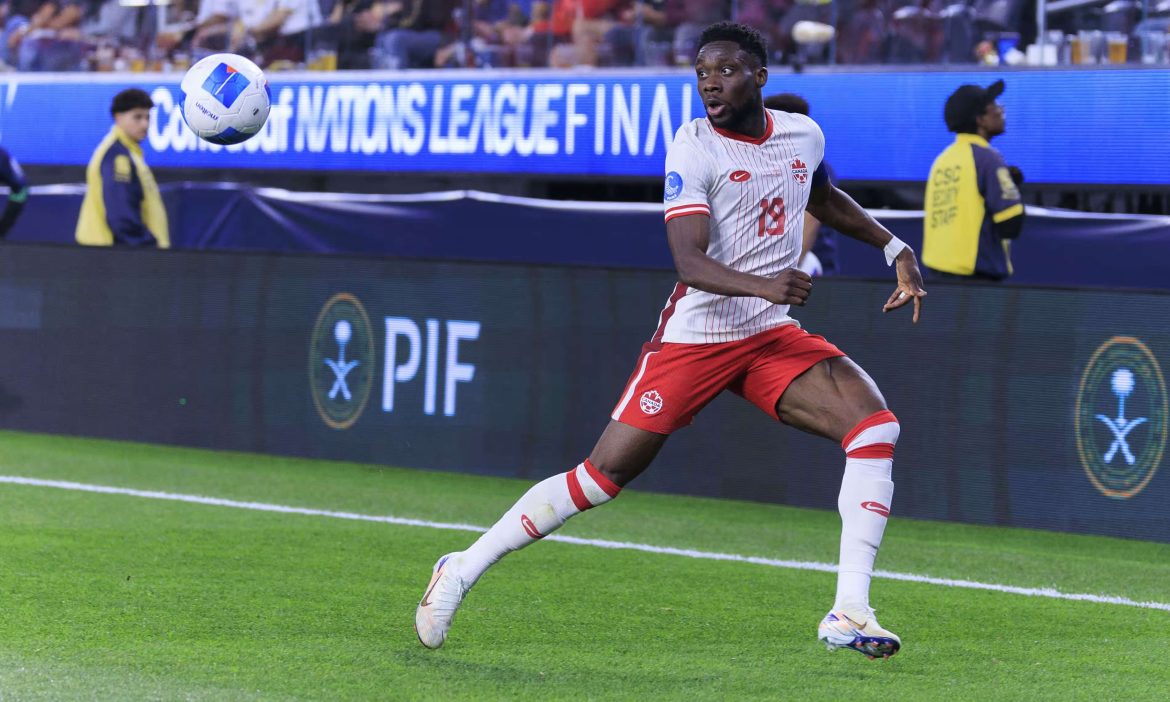 alphonso-davies-agent-blames-canada-staff-over-acl-tear