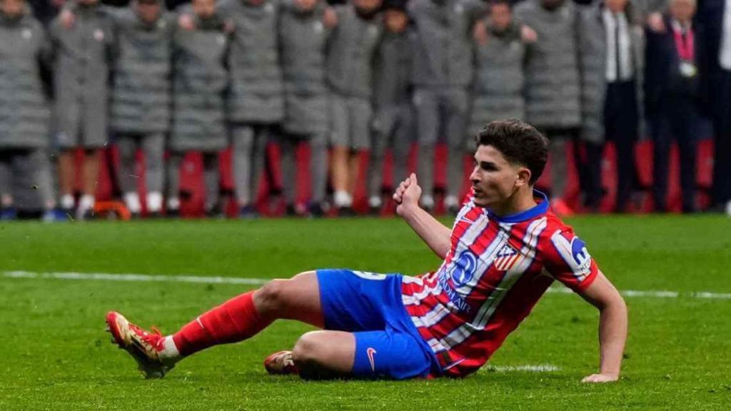 julian-alvarez-penalty-decision-could-spark-rule-changes