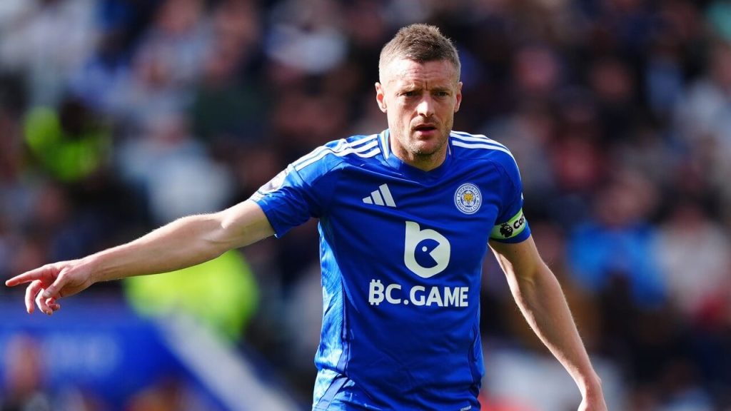 leicester-citys-jamie-vardy-after-relegation-total-embarrassment