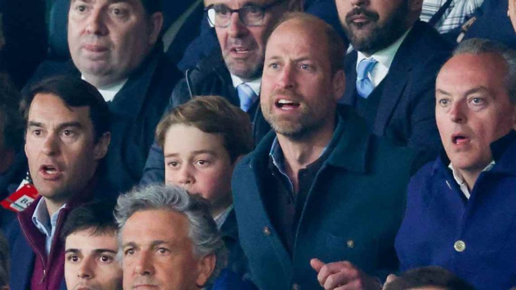 prince-william-watches-aston-villa-game-in-paris