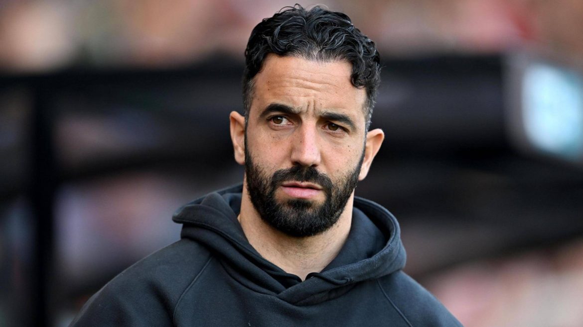 amorim-man-united-owe-fans-europa-league-trophy