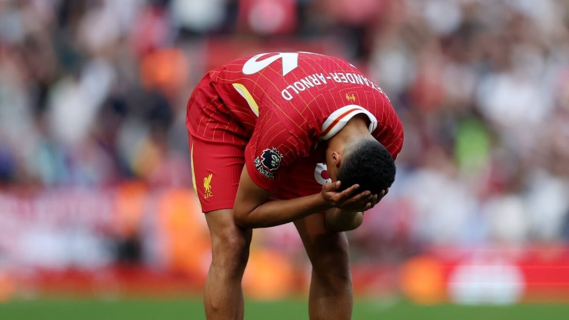 liverpool-fans-booed-trent-alexander-arnold