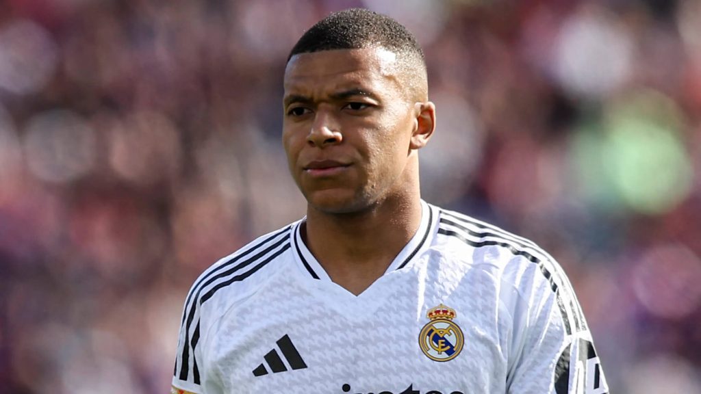 mbappe-breaks-historic-real-madrid-record-with-clasico-hat-trick