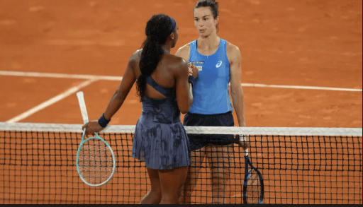 American Coco Gauff (left) shakes hands with France's Lois Boisson (right) after their French Open semifinal on Thursday.Gauff routs Boisson, to face Sabalenka in French Open 2025 final