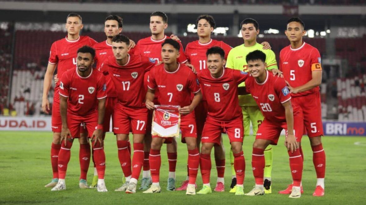 Members of Indonesia men's national football team poses at the pitch in file photo. Indonesia pursues chance of snatching FIFA World Cup 2026 berth