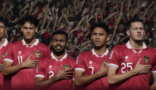 Members of Indonesia men's national football team sing their national anthem at the pitch in file photo. Indonesia pursues chance of snatching FIFA World Cup 2026 berth
