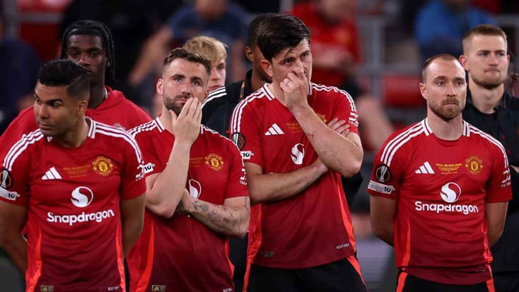 man-united-fans-irate-over-eye-watering-ticket-price-increases