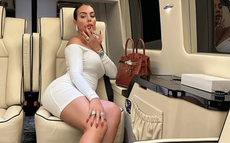 Cristiano Ronaldo & Georgina Rodríguez: An engagement story