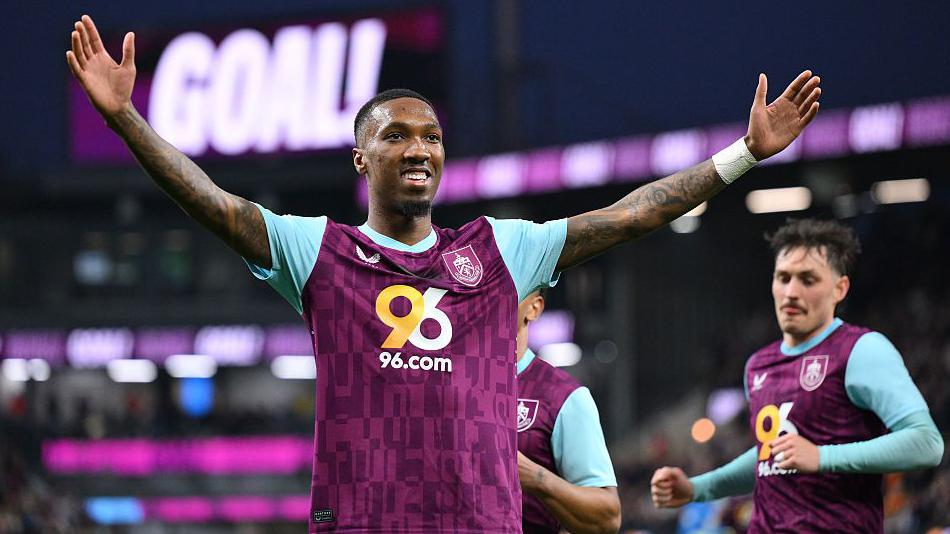 Our Brentford vs Burnley Predictions also see Jaidon Anthony expected to lead Burnley as seen in his four goals in the last 12 matches.